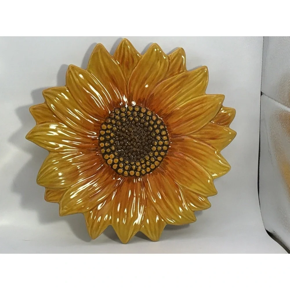 Sunset Sunflower Hand Painted 11" Made In China - Picture 3 of 6